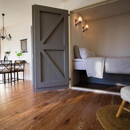 T'Hus Bed & Breakfast Katlijk Bagian luar foto